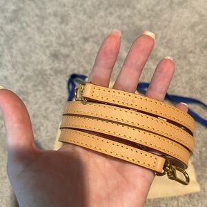 Louis Vuitton vachetta shoulder strap